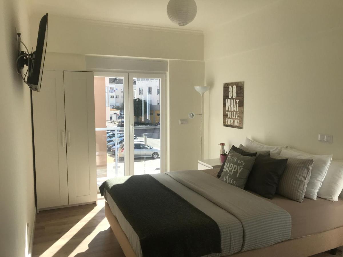 Modern Double Room With Private Balcony Montijo Esterno foto