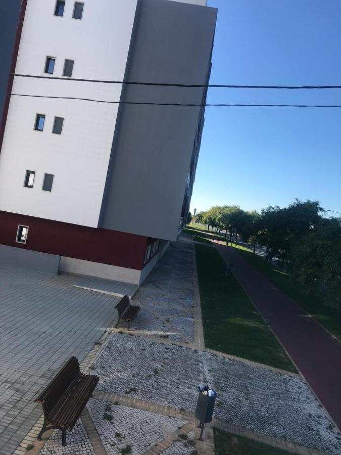 Modern Double Room With Private Balcony Montijo Esterno foto