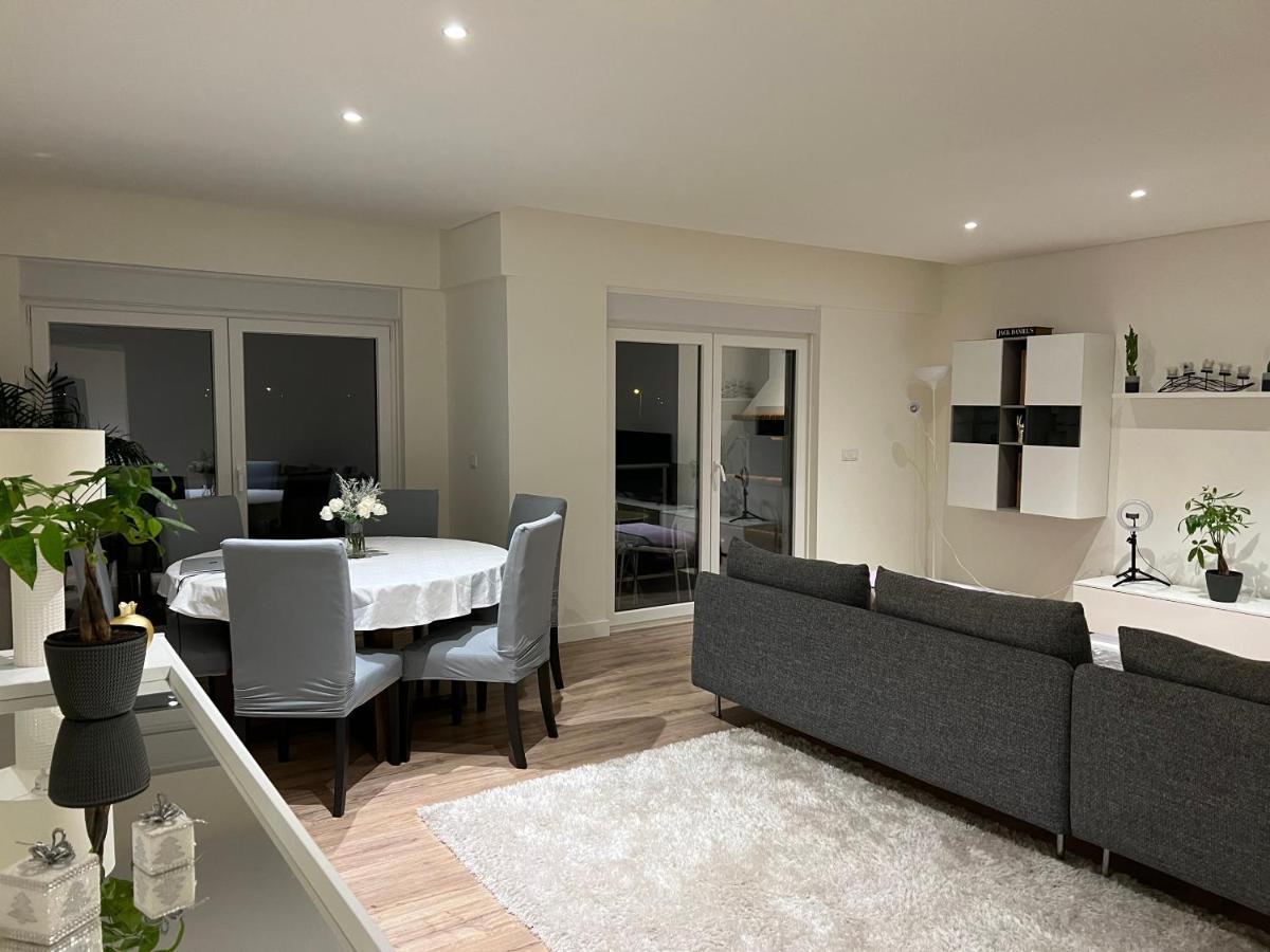 Modern Double Room With Private Balcony Montijo Esterno foto